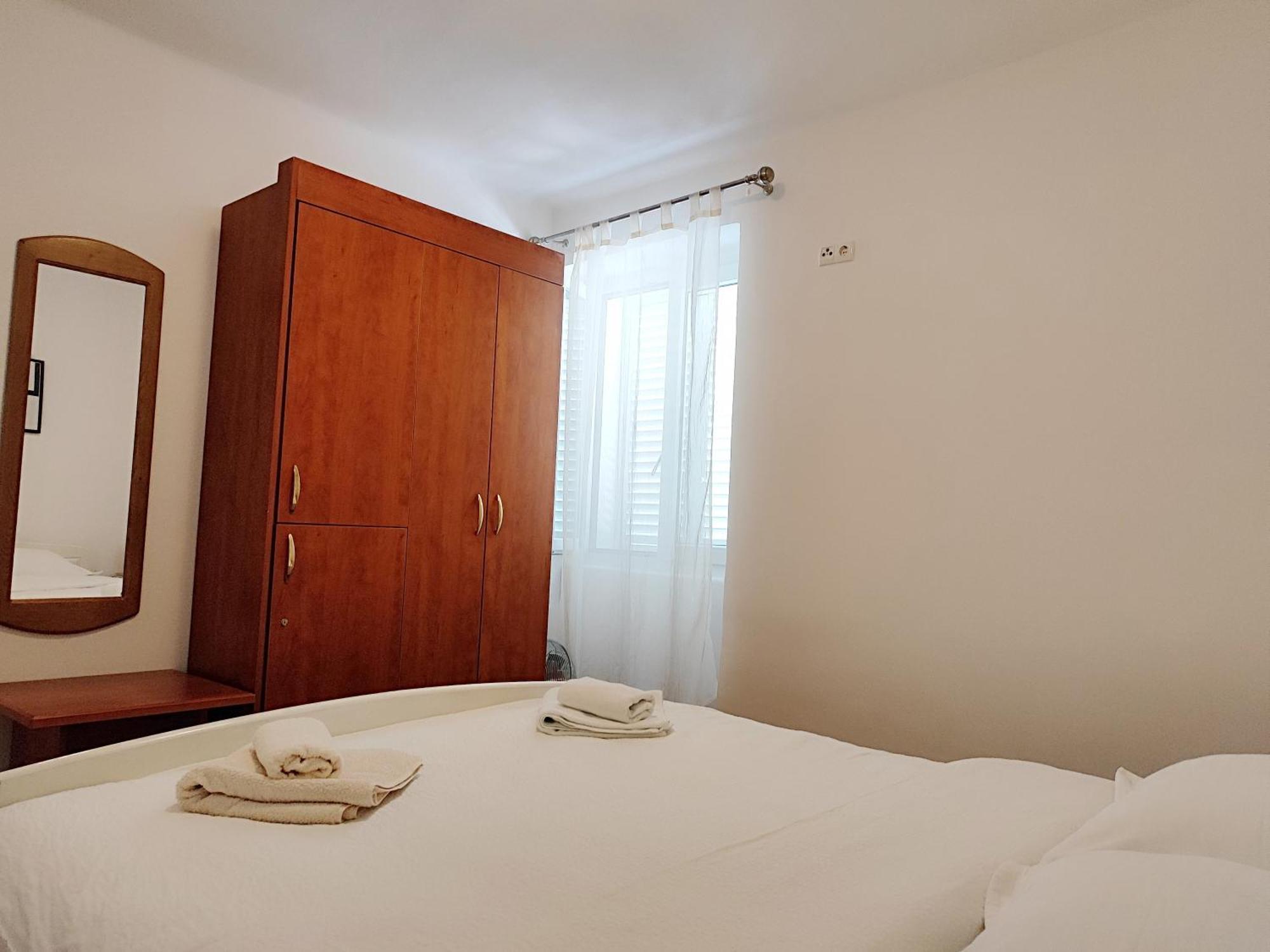 Apartman Daniel With Free Parking Mundanije Exterior photo