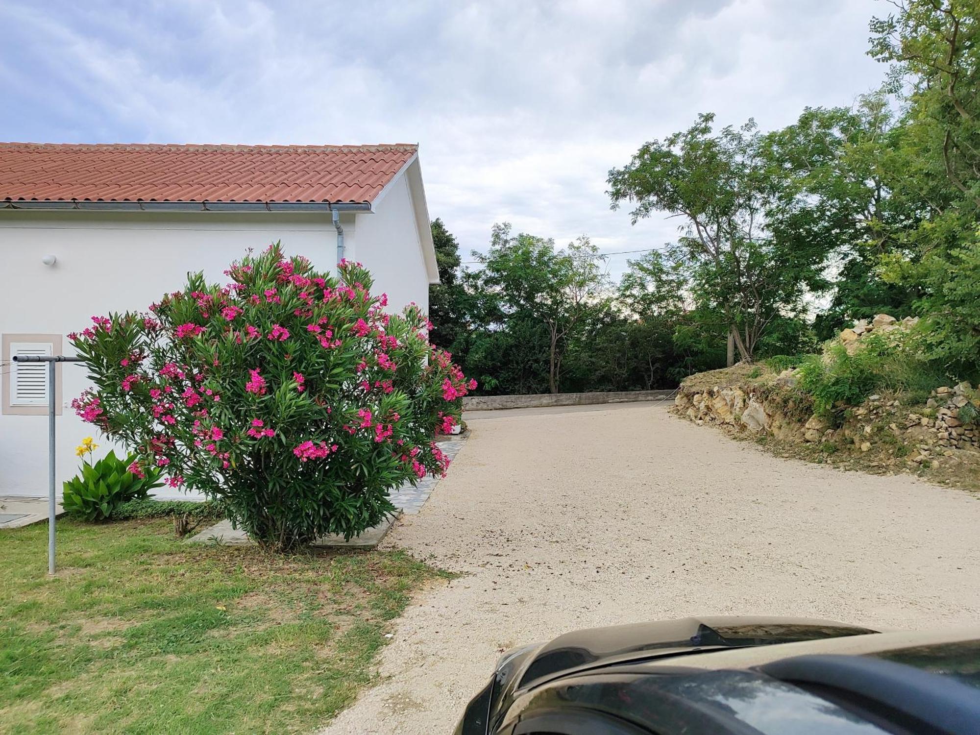 Apartman Daniel With Free Parking Mundanije Exterior photo